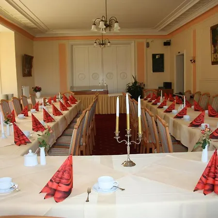 Hotel Altes Gutshaus-federow 3*